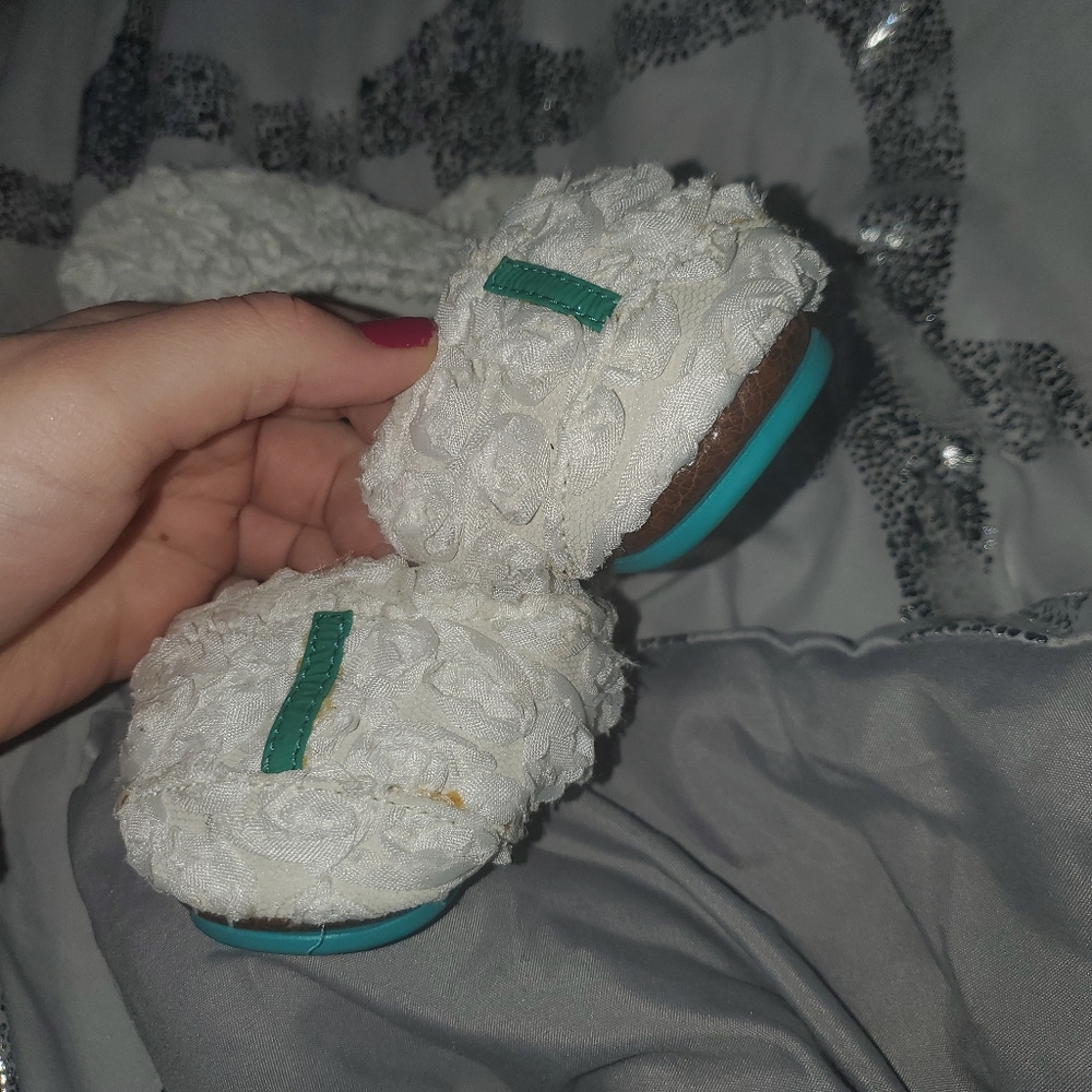 Tieks White Rose Garden Ballet Flat Shoes 9 - Picture 8 of 16